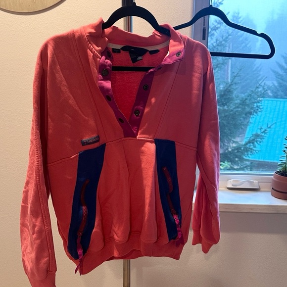 Columbia Tops - Vintage Columbia Coral and Blue Snap Pullover